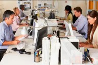 Salarios “por mérito”, paritarias por empresa y cambios en horas extra: los ejes de la reforma laboral