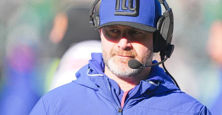 New York Giants retain DC Shane Bowen despite defensive meltdown vs. Broncos