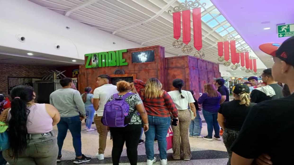 ¡Ascensor Zombie llega a Caracas! Una experiencia aterradora y única en el Centro Comercial El Recreo