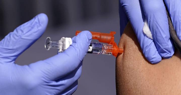 Drive-thru, free flu vaccine clinics begin in St. Louis area