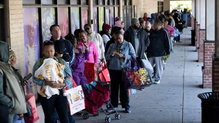 NY declares emergency as shutdown fuels hunger crisis, releases $65 mn aid
