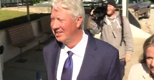 Former Gateway pastor Robert Morris, wife Debbie seek removal from defamation lawsuit