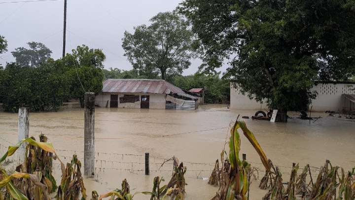 México bajo fuertes lluvias, hay muertos y desaparecidos