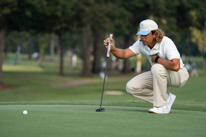 Deadspin | Garrick Higgo continues birdie fest for solo lead at Sanderson Farms
