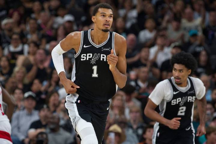 Led by Wembanyama, youthful Spurs on verge of setting best start in franchise history