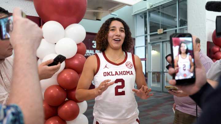 How Aaliyah Chavez won over OU women's basketball during preseason