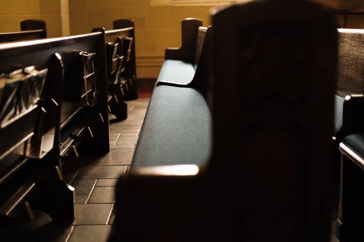 Dear Annie: More is not ‘merrier’ when granddaughter’s ex still sits in the family pew on Sundays