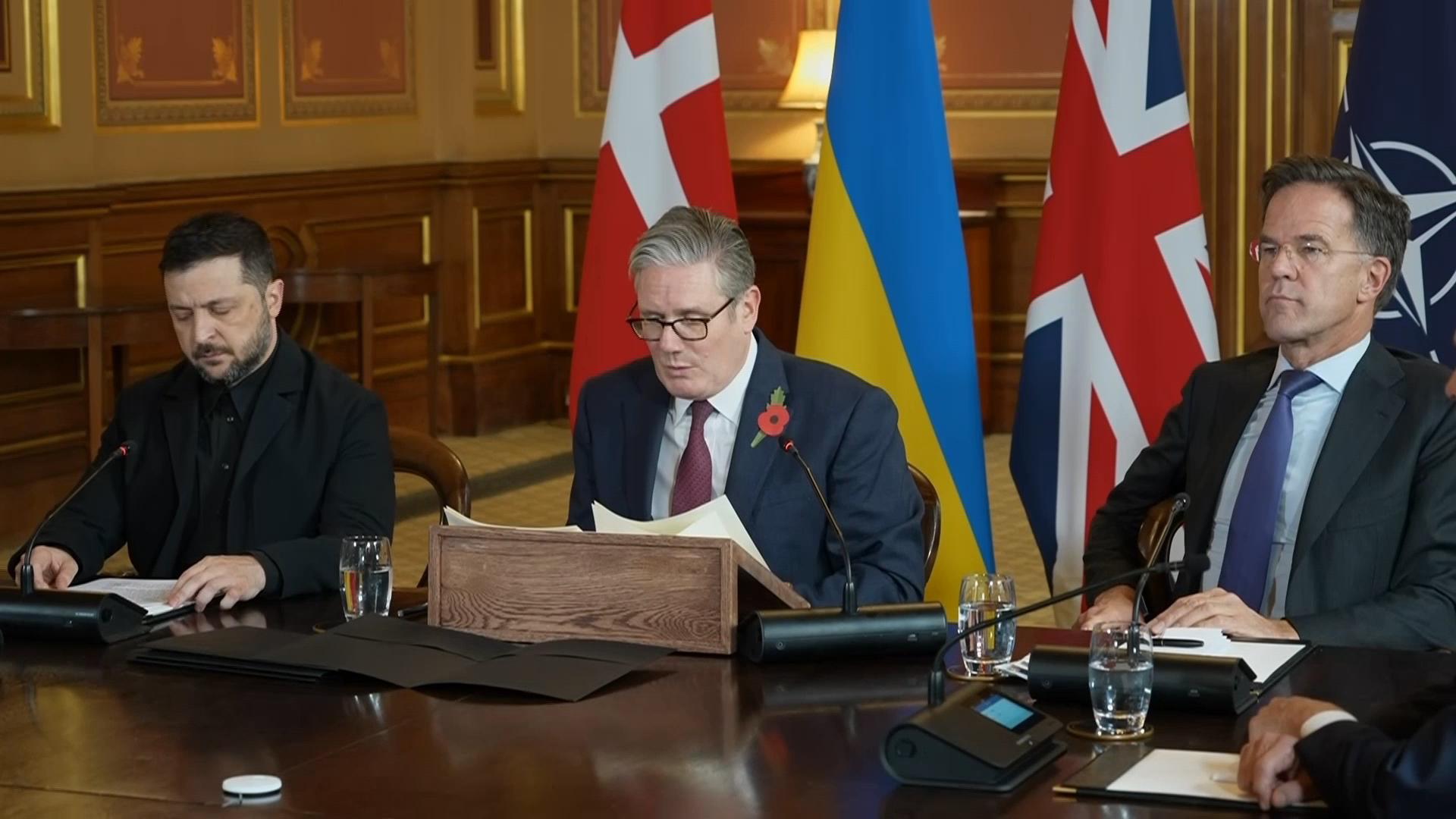 Starmer and Zelenskyy deliver statements during Coalition of the Willing meeting in London