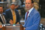 Landry orders moratorium on new carbon capture projects