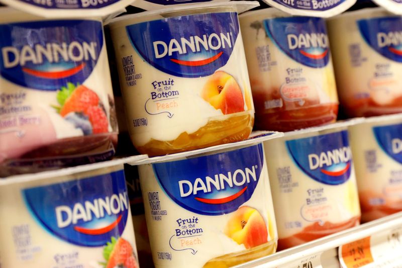 Chobani urges end to Dannon parent's cold