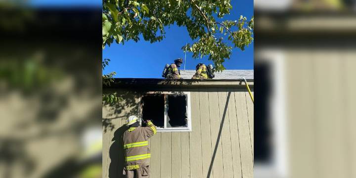 Firefighters extinguish house fire in Heyburn