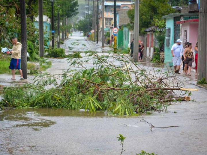 Provincias orientales cubanas reportan graves daños tras Melissa