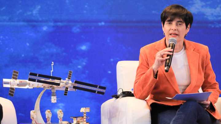 Minitra Gabriela Jiménez: Más de 2 mil científicos venezolanos se han formado en la Agencia Bolivariana para Actividades Espaciales