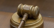 Texas mom charge with murder after child dies in hot car, doc says