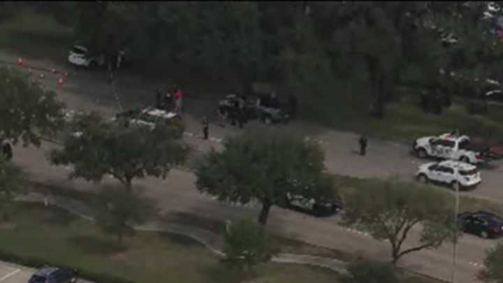 Sugar Land: Deadly road rage shooting shuts down Dairy Ashford, police say