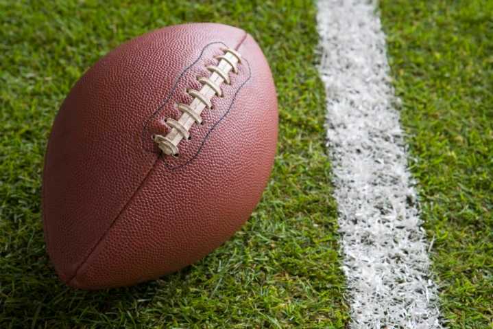 Staten Island HS JV football: New Dorp’s running game dominant during PSAL win over Port Richmond