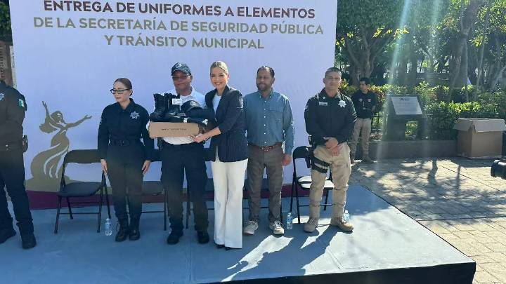 En Mazatlán, gastan 5 millones en uniformes tácticos para la policía municipal
