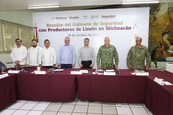 Omar García Harfuch se reúne con productores de limón y autoridades de Michoacán