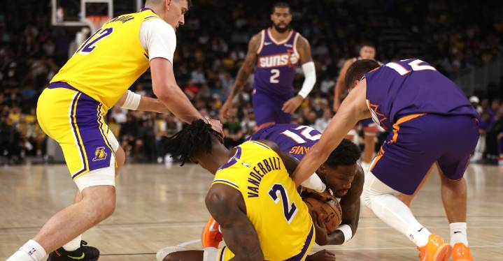 JJ Redick highlights Jarred Vanderbilt as bright spot against Suns