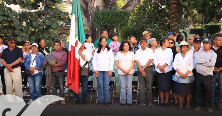 Ariadna Ayala convoca a participar en desfile cívico de Atlixco