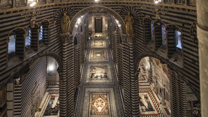 Un tesoro oculto durante 155 años se muestra por primera vez en la catedral de Siena