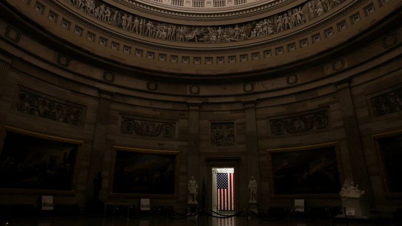 US govt shutdown begins after Senate fail to pass funding bill amid partisan deadlock