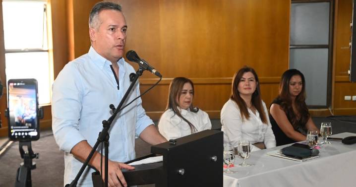 Pereira avanza en la modernización del alumbrado público: 20.500 luminarias instaladas en dos meses