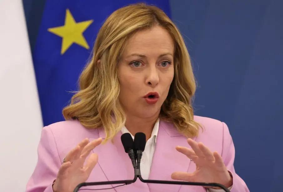 Meloni propone prohibir velos que cubran el rostro en espacios públicos en Italia