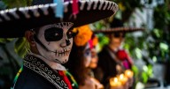 ¿Qué día se pide calaverita en México y cómo hacerlo de forma segura en familia?