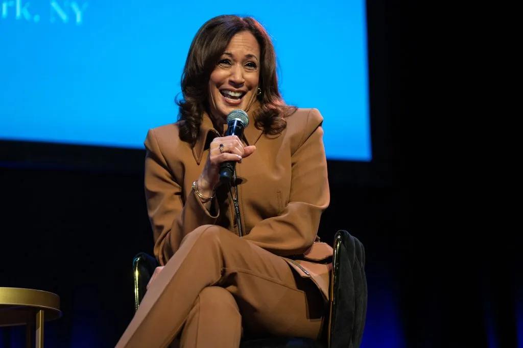 Joe Concha mocks Harris tour as evidence she is ‘regressing’