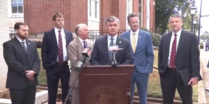 State, federal officials discuss crimes of Chuck Wright