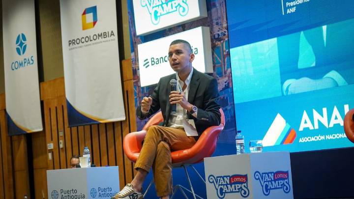 Asobancaria anuncia duro golpe para el presidente Petro y su familia, tras su inclusión en la lista Clinton