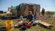En Argentina, una de cada tres familias reside en una vivienda inadecuada
