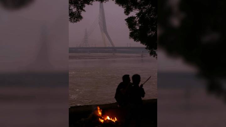 Delhi’s AQI up by nearly 100 points in a day, highest in October in 3 years