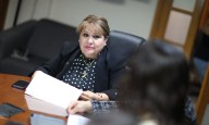 Buscan impulsar programa para apoyar a madres solas y jefas de hogar en Juárez