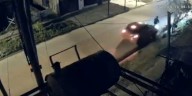 Atropellan a sus víctimas y les roban: cómo opera la banda del auto rojo en La Matanza