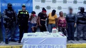 Mujeres usaban tienda de plantas medicinales como fachada para vender droga en Cali