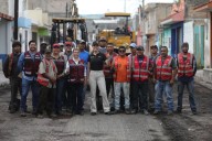Geraldine Ponce supervisa trabajos de pavimentación en la calle Churubusco