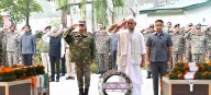 LG Sinha lays wreath, pays homage to Army Bravehearts