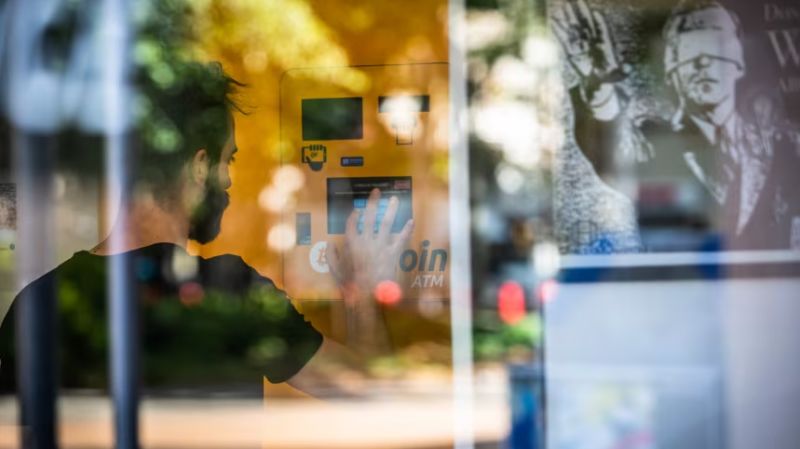 La amenaza de Trump de nuevos aranceles a China provocó una venta masiva de criptomonedas por US$ 18.000 millones