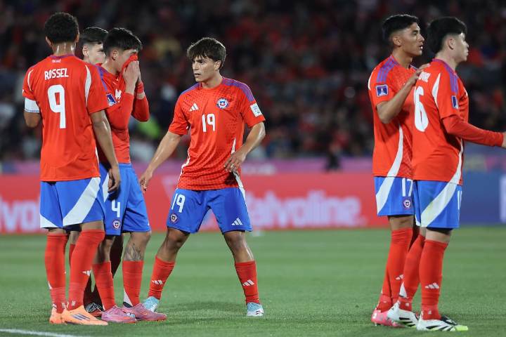 Hinchas japoneses perdieron lienzos y burlas de los chilenos que salieron mal: el “Lado B” de la caída de La Roja en el Mundial Sub 20