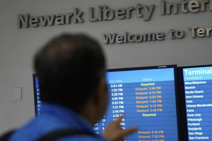Shutdown poses flight risks