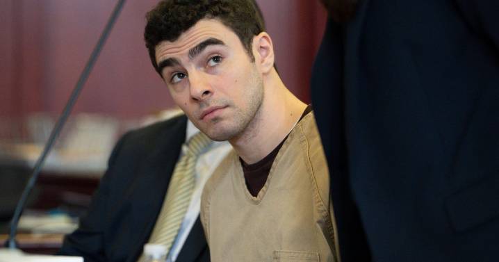 Luigi Mangione's Pennsylvania case effectively on hold after he refuses to appear remotely