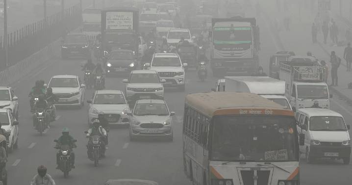Delhi AQI Inches Towards 'Very Poor' As Pollution Levels Soar Ahead Of Diwali