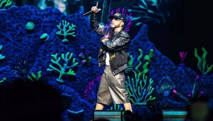 "Estuvo espectacular": Así fue el show sinfónico de Yandel en el Movistar Arena