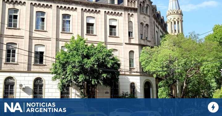 Explosión en una escuela de Palermo: dos estudiantes siguen internados, uno en estado reservado