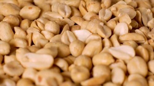 Northwestern University study suggests new ways to reduce risk of young kids developing peanut allergies