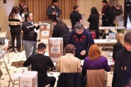 Los argentinos van a las urnas este domingo en unos comicios legislativos clave para Milei