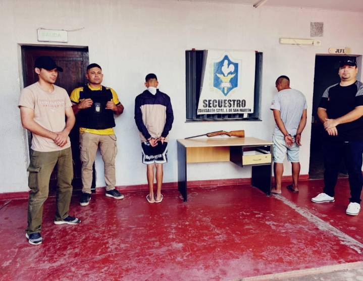 SAN MARTÍN: Fueron Detenidos Cuando Intentaban Vender Un Arma