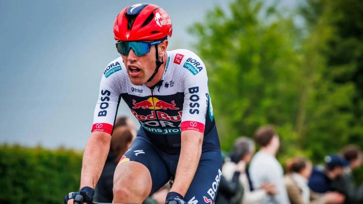 Suspenden provisionalmente al ciclista español Oier Lazkano por "anomalías inexplicables en su pasaporte biológico"